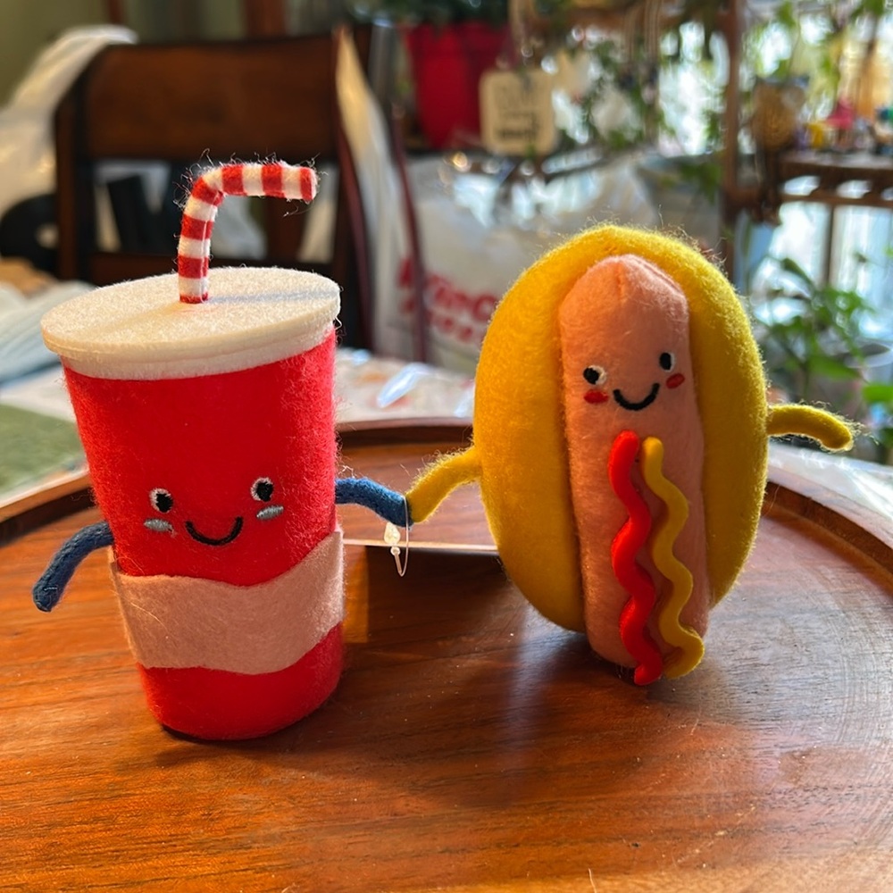 Sun Squad Felt Duo Figures Hotdog and Soda NWT